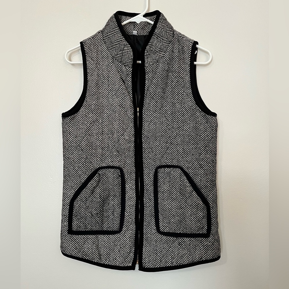 Women's Cotton Blend Black and White Herringbone Vest
